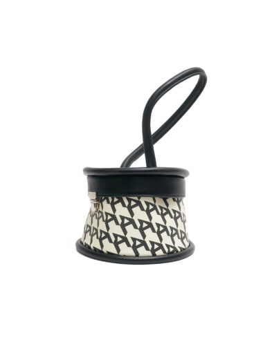 BLACK X CREAM A PRINT MONOGRAM LONG HANDLE BUCKET BAG