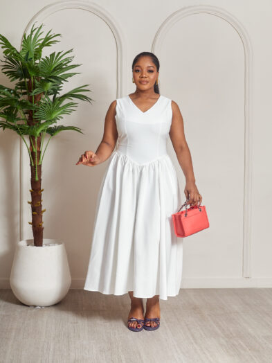 (2FOR50K)LPZ WHITE PLUNGE V DOLL MIDI DRESS