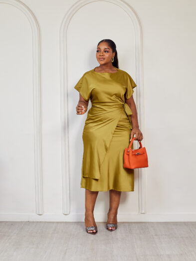 (2FOR55K)LULU OLIVE SILK ILLUSION WRAP MIDI DRESS